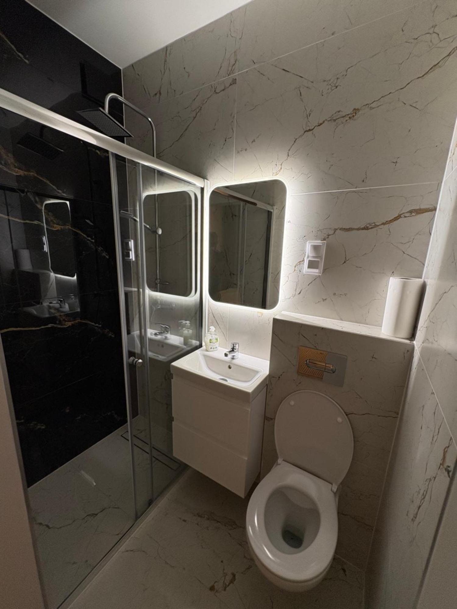 Apartament Airport Gdańsk Buitenkant foto